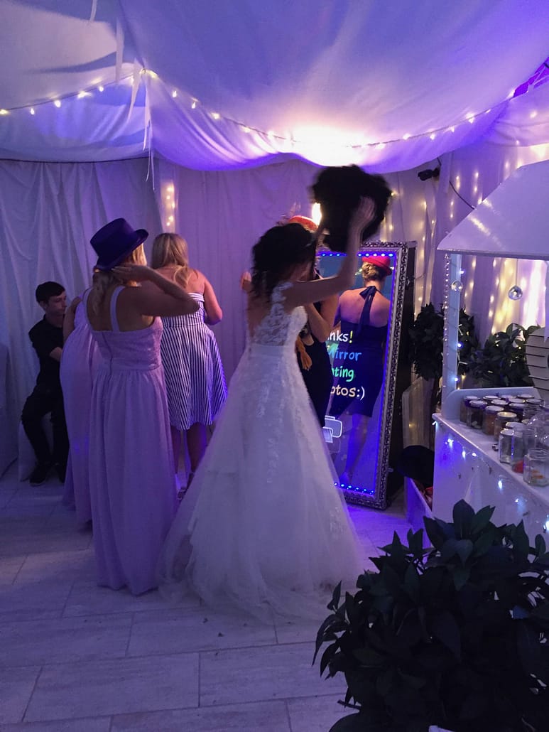 Magic Selfie Mirror Smoothbooth Magic Mirror